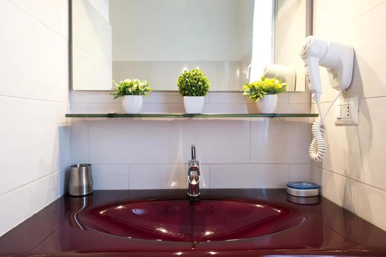 ** Гостевой дом Domus Fabiola - Vaticano Bed & Breakfast Rome Италия
