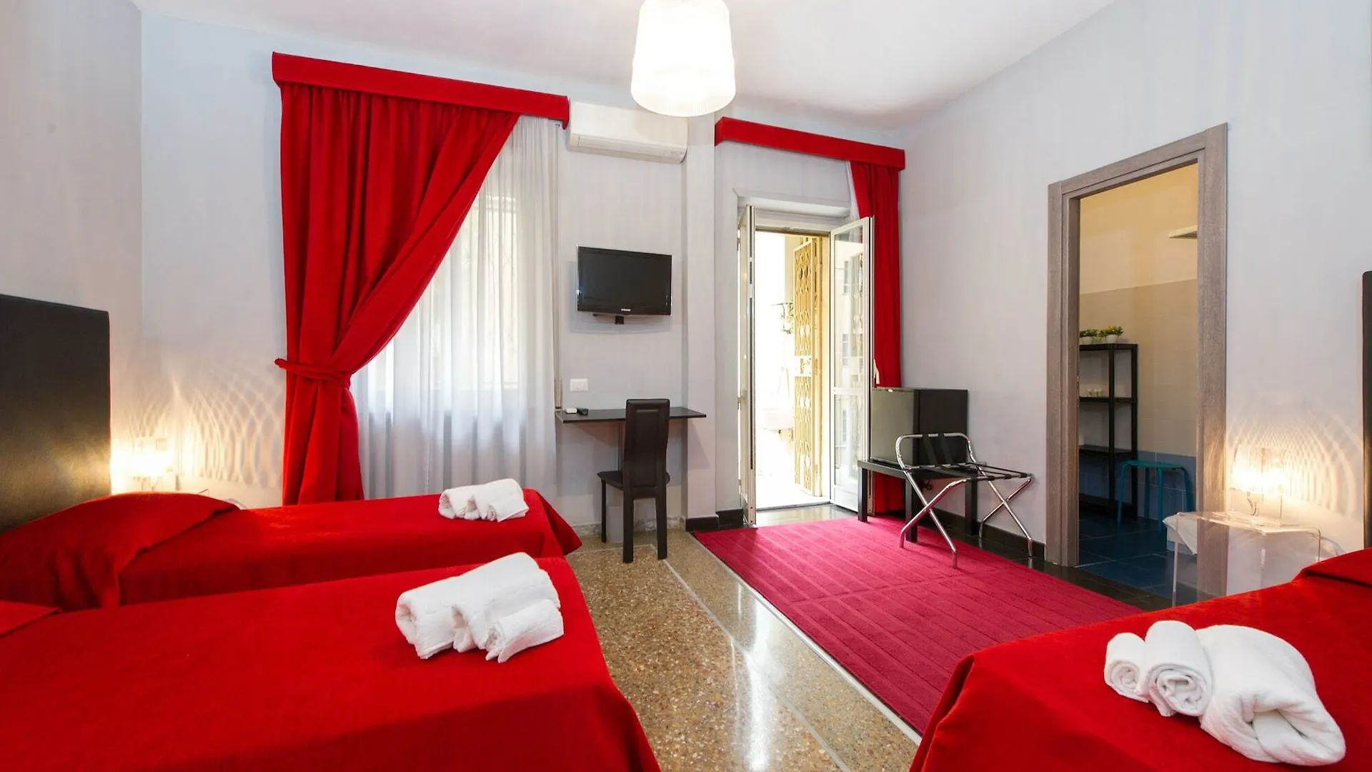 ** Гостевой дом Domus Fabiola - Vaticano Bed & Breakfast Rome Италия